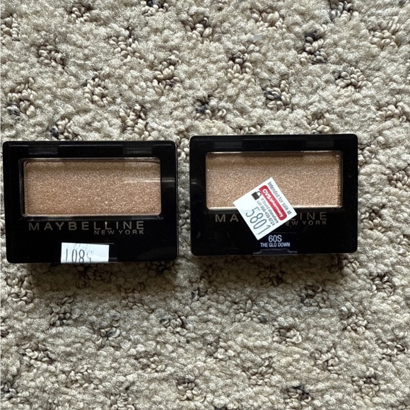 Maybelline New York Eyeshadow The Glo Down 60S Lot Of 2 NEW SEALED - Picture 1 of 3